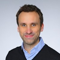   Henning Grüll